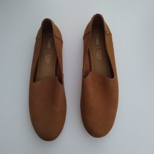 TOMS, Tan loafer, size 11